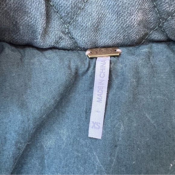 Young Fabulous & Broke Walker Quilted
Jacket Green Mineral Wash Women Size XS - Picture 8 of 9
